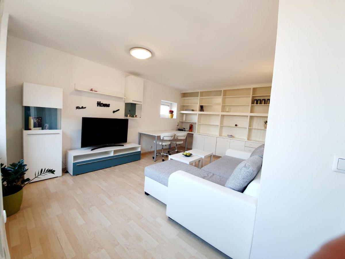 Bossa Nova Castle&Outstanding Home With Garage Liubliana Exterior foto